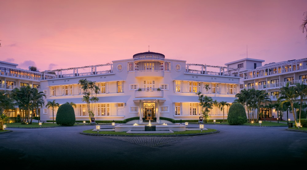 Khách sạn có bãi đỗ xe miễn phí, khách sạn có bãi đỗ xe rộng ở huế, khách sạn có bãi đỗ xe rộng ở trung tâm thành phố Huế Khách sạn có bãi đỗ xe miễn phí, khách sạn có bãi đỗ xe rộng ở huế, khách sạn có bãi đỗ xe rộng ở trung tâm thành phố Huế