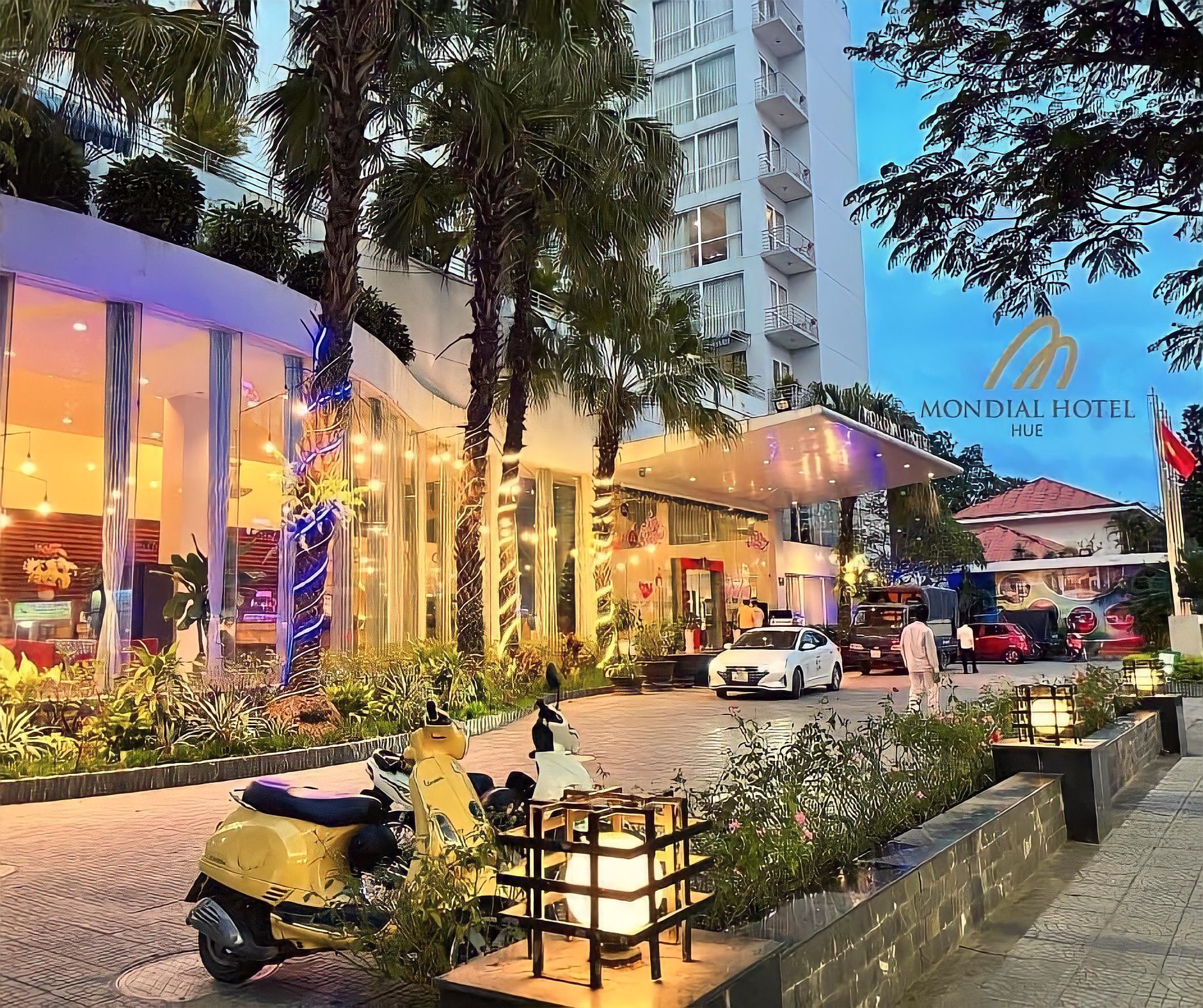 Khách sạn có bãi đỗ xe miễn phí, khách sạn có bãi đỗ xe rộng ở huế, khách sạn có bãi đỗ xe rộng ở trung tâm thành phố Huế Khách sạn có bãi đỗ xe miễn phí, khách sạn có bãi đỗ xe rộng ở huế, khách sạn có bãi đỗ xe rộng ở trung tâm thành phố Huế