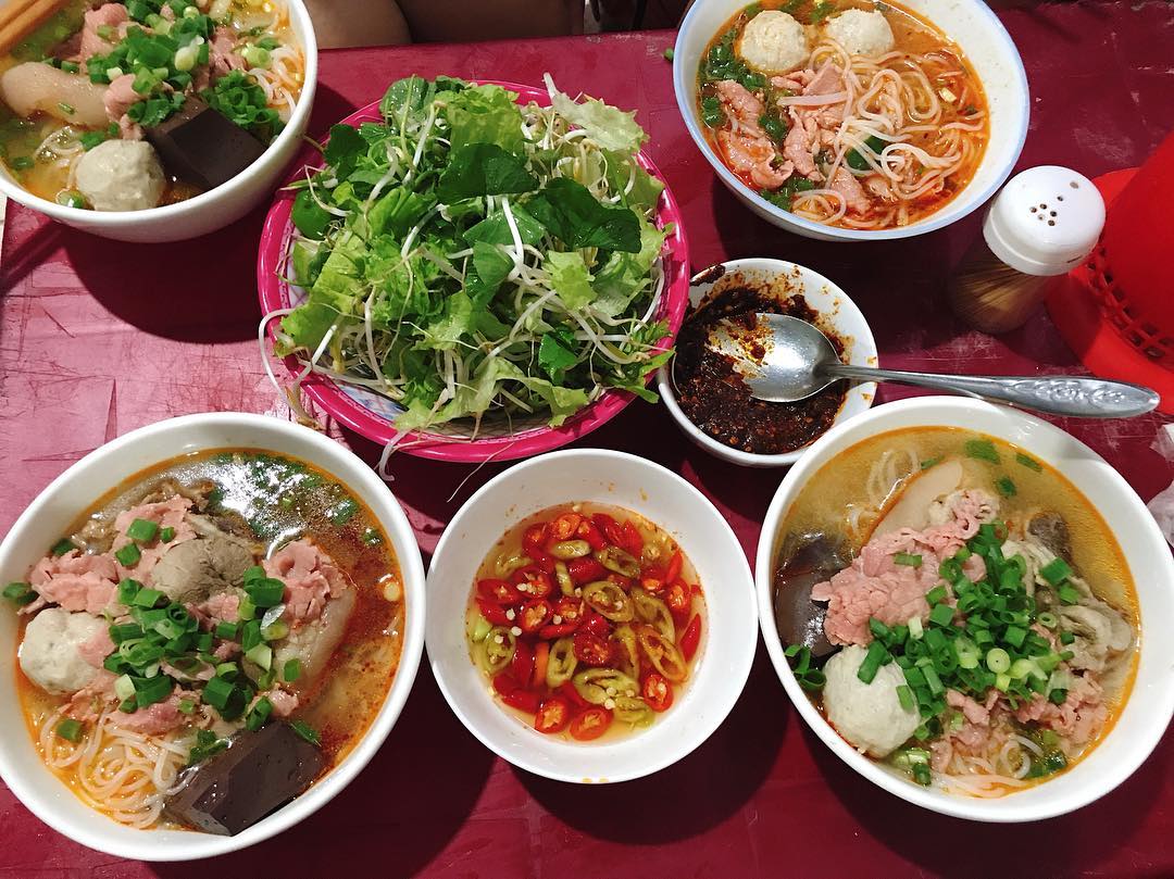 Bún bò Huế, Cách nấu bún bò Huế, Bún bò Huế ngon, Quán bún bò Huế, Đặc sản bún bò Huế, Bún bò Huế công thức, Bún bò Huế chính gốc, Bún bò Huế nguyên liệu, Bún bò Huế Huế , Bún bò Huế hương vị, địa chỉ quán bún bò Huế ngon