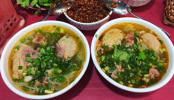 Bún bò Huế, Cách nấu bún bò Huế, Bún bò Huế ngon, Quán bún bò Huế, Đặc sản bún bò Huế, Bún bò Huế công thức, Bún bò Huế chính gốc, Bún bò Huế nguyên liệu, Bún bò Huế Huế , Bún bò Huế hương vị, địa chỉ quán bún bò Huế ngon