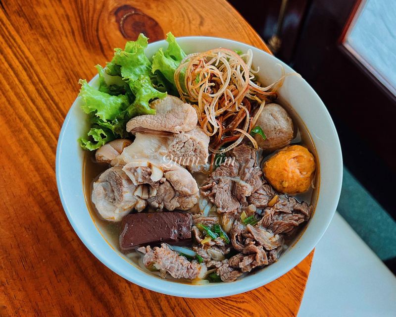 Bún bò Huế, Cách nấu bún bò Huế, Bún bò Huế ngon, Quán bún bò Huế, Đặc sản bún bò Huế, Bún bò Huế công thức, Bún bò Huế chính gốc, Bún bò Huế nguyên liệu, Bún bò Huế Huế , Bún bò Huế hương vị, địa chỉ quán bún bò Huế ngon