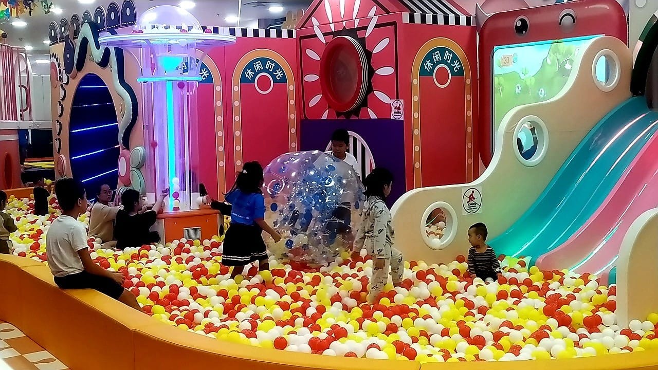 Khu vui chơi trẻ em ở huế, khu vui chơi vincom huế, khu vui chơi cinestar huế, khu vui chơi cho bé ở huế, top khu vui chơi cho bé ở Huế Khu vui chơi trẻ em ở huế, khu vui chơi vincom huế, khu vui chơi cinestar huế, khu vui chơi cho bé ở huế, top khu vui chơi cho bé ở Huế