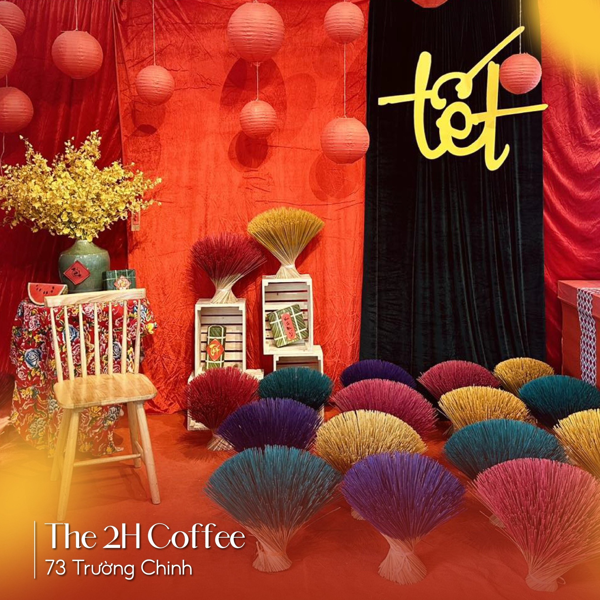 Top quán cafe, trang trí Tết, đẹp, Huế, năm 2024, decord Tết đẹp, quán cafe trưng bày Tết đẹp, Sline Signature huế, moka cafe, Han cafe, 2H coffee, Cà phê hè
