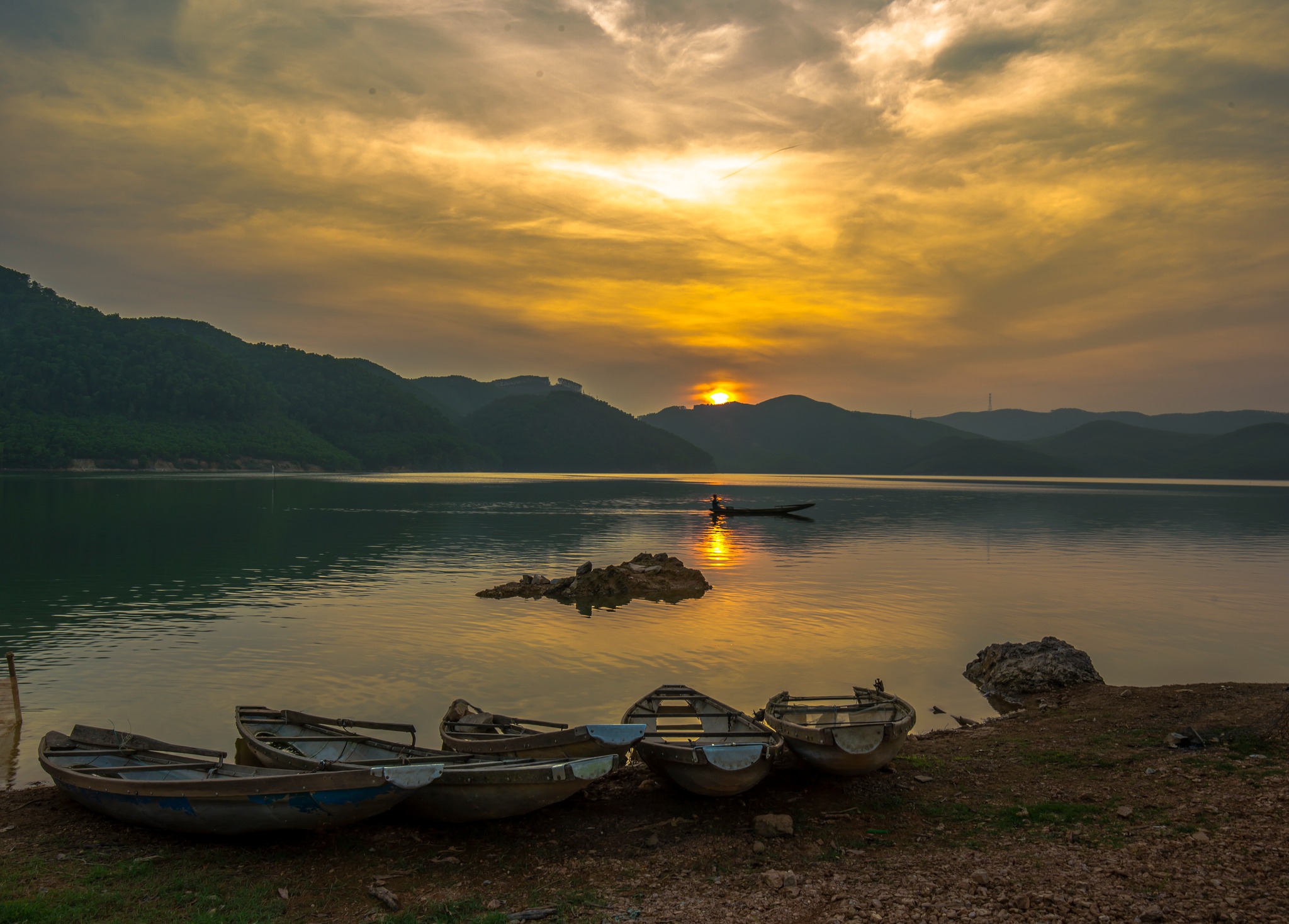 điểm ngắm hoàng hôn đẹp ở huế, ở huế ngắm hoàng hôn đẹp, phá tam giang huế, hồ khe ngang, đồi vọng cảnh, đầm lập an, điểm ngắm hoàng hôn đẹp ở huế, ở huế ngắm hoàng hôn đẹp, phá tam giang huế, hồ khe ngang, đồi vọng cảnh, đầm lập an,
