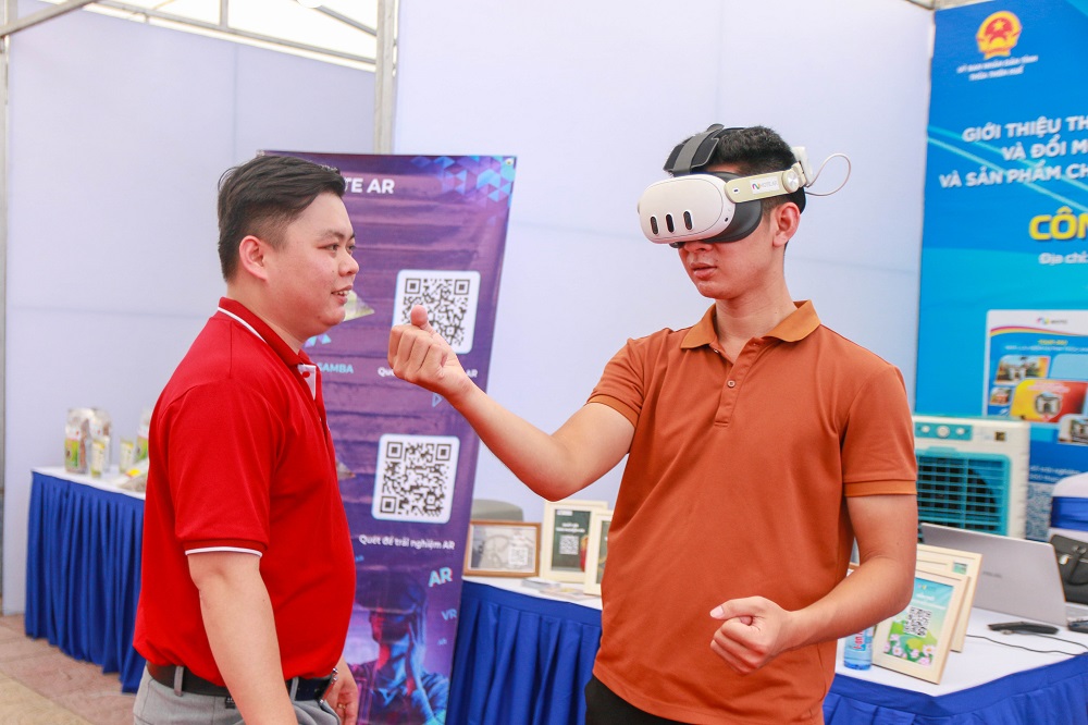 Ngày hội Khởi nghiệp sáng tạo, Techfest vùng Bắc Trung Bộ và Duyên hải miền Trung năm 2024, Triển lãm, giới thiệu thiết bị công nghệ, sản phẩm khoa học công nghệ và Đổi mới sáng tạo, sản phẩm khởi nghiệp sáng tạo, sản phẩm chủ lực của vùng Bắc Trung Bộ và duyên hải miền Trung Ngày hội Khởi nghiệp sáng tạo, Techfest vùng Bắc Trung Bộ và Duyên hải miền Trung năm 2024, Triển lãm, giới thiệu thiết bị công nghệ, sản phẩm khoa học công nghệ và Đổi mới sáng tạo, sản phẩm khởi nghiệp sáng tạo, sản phẩm chủ lực của vùng Bắc Trung Bộ và duyên hải miền Trung