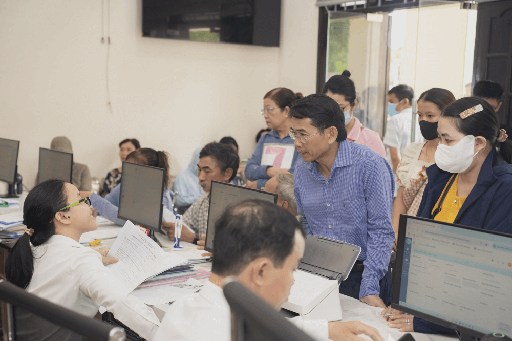 Huế dẫn đầu toàn quốc về giải quyết thủ tục hành chính cấp xã, phường Huế dẫn đầu toàn quốc về giải quyết thủ tục hành chính cấp xã, phường