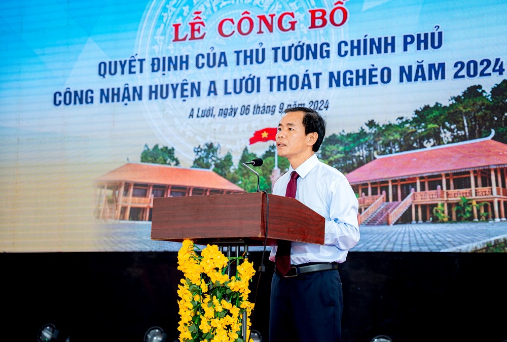 Công bố quyết định, Huyện A Lưới thoát nghèo, Thừa Thiên Huế, trực thuộc trung ương, tin huế thành phố trực thuộc trung ương Công bố quyết định, Huyện A Lưới thoát nghèo, Thừa Thiên Huế, trực thuộc trung ương, tin huế thành phố trực thuộc trung ương