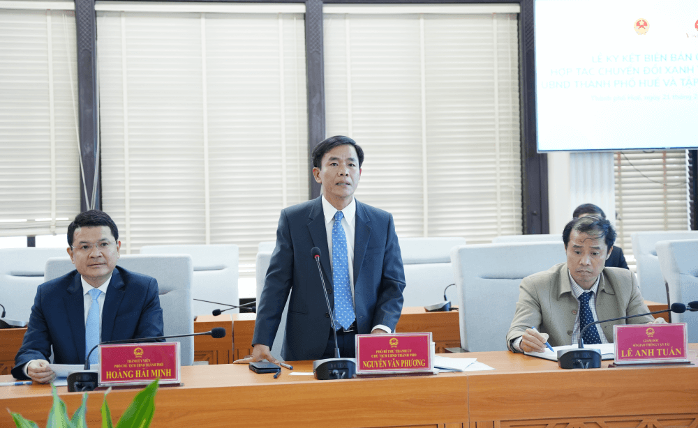 UBND thành phố Huế và Tập đoàn Vingroup ký kết hợp tác toàn diện về chuyển đổi xanh, phát triển bền vững UBND thành phố Huế và Tập đoàn Vingroup ký kết hợp tác toàn diện về chuyển đổi xanh, phát triển bền vững