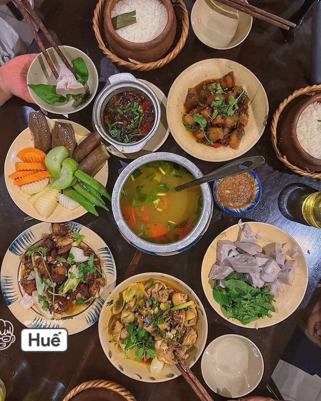 FoodtourHue, Nên ăn gì khi đến Huế, Ninh tito, Review ẩm thực huế, top các món ngon ở Huế