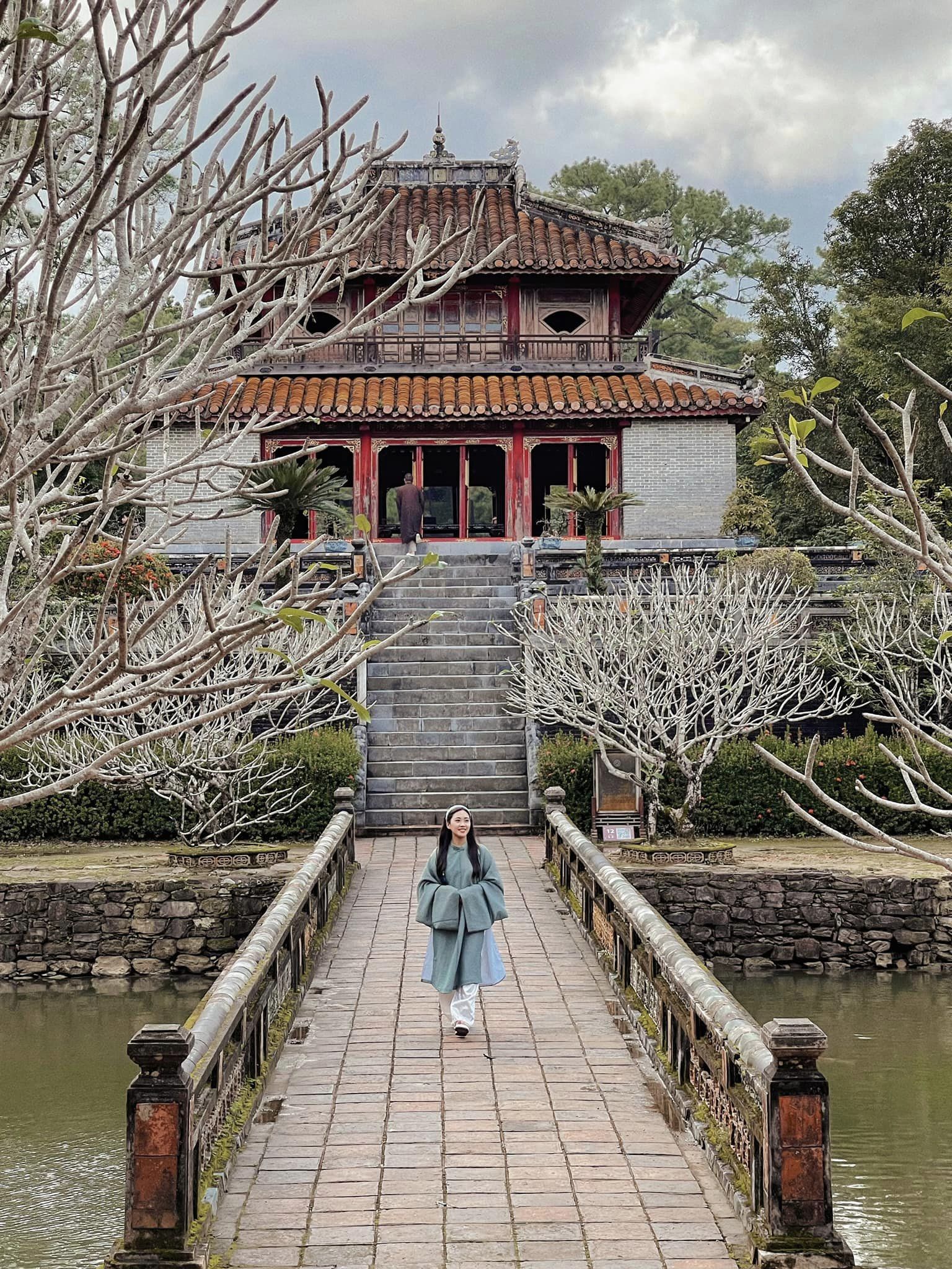 review huế, du lich huế, kinh nghiem du lich hue 4 ngày 3 đêm, đến huế đi đâu ăn gì, check in huế, reviewhue vivu365 review huế, du lich huế, kinh nghiem du lich hue 4 ngày 3 đêm, đến huế đi đâu ăn gì, check in huế, reviewhue vivu365