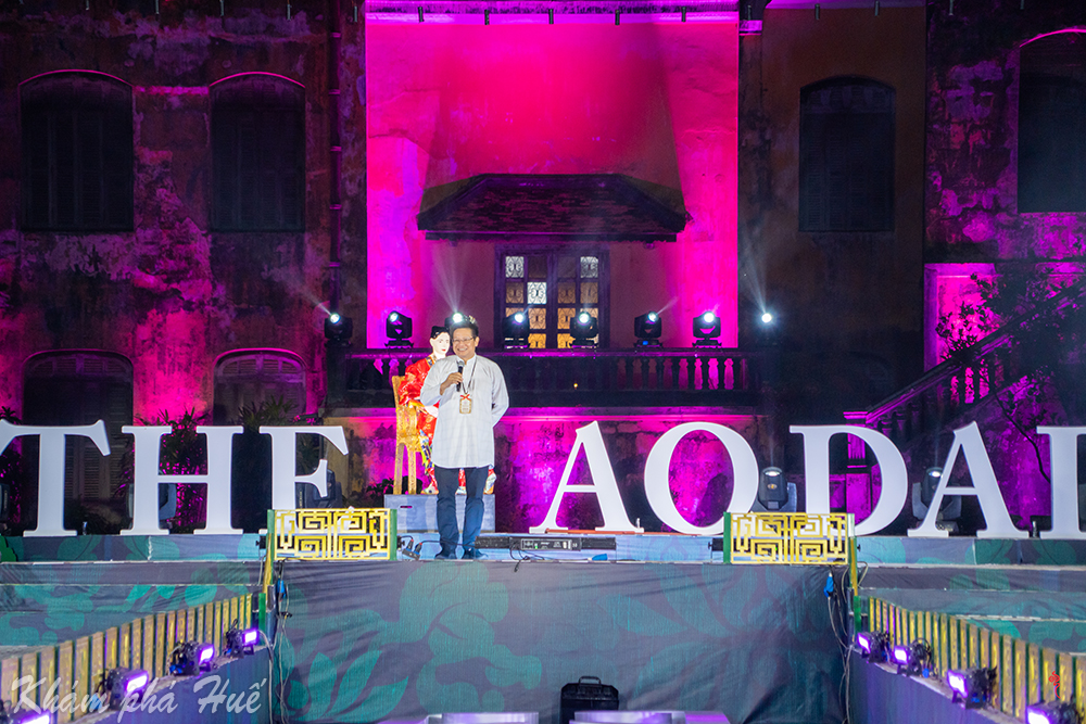 the ao dai, phong y yen, An Dinh palace, Phan Thanh Hai, Nguyen Dynasty