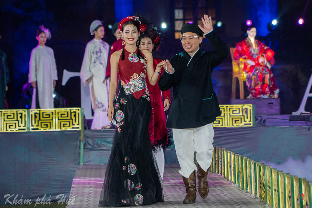 the ao dai, phong y yen, An Dinh palace, Nam Tuyen Aodai