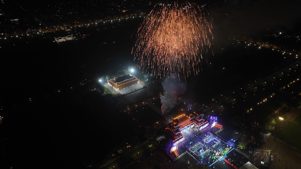 công bố nghị quyết, thành lập thành phố Huế trực thuộc Trung ương, Chủ tịch Quốc hội Trần Thanh Mẫn, trao quyết định, Nghị quyết Huế trực thuộc trung ương công bố nghị quyết, thành lập thành phố Huế trực thuộc Trung ương, Chủ tịch Quốc hội Trần Thanh Mẫn, trao quyết định, Nghị quyết Huế trực thuộc trung ương