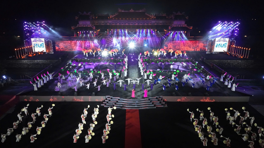 công bố nghị quyết, thành lập thành phố Huế trực thuộc Trung ương, Chủ tịch Quốc hội Trần Thanh Mẫn, trao quyết định, Nghị quyết Huế trực thuộc trung ương công bố nghị quyết, thành lập thành phố Huế trực thuộc Trung ương, Chủ tịch Quốc hội Trần Thanh Mẫn, trao quyết định, Nghị quyết Huế trực thuộc trung ương