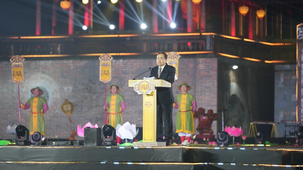 công bố nghị quyết, thành lập thành phố Huế trực thuộc Trung ương, Chủ tịch Quốc hội Trần Thanh Mẫn, trao quyết định, Nghị quyết Huế trực thuộc trung ương công bố nghị quyết, thành lập thành phố Huế trực thuộc Trung ương, Chủ tịch Quốc hội Trần Thanh Mẫn, trao quyết định, Nghị quyết Huế trực thuộc trung ương