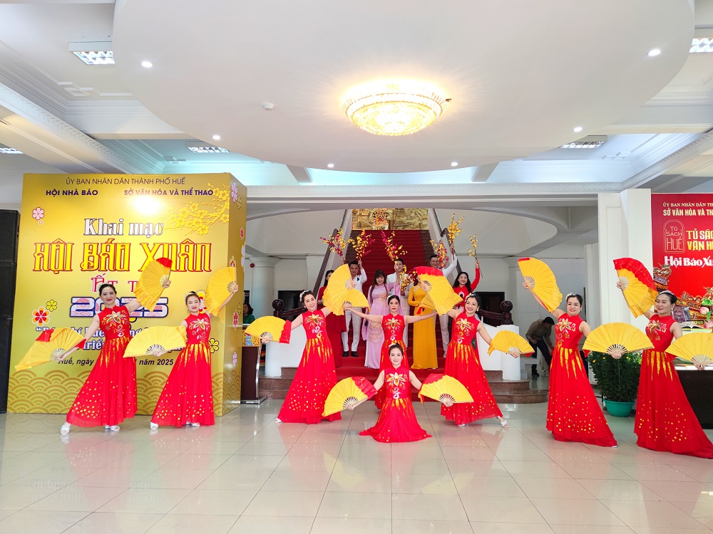 Khai mạc, Hội Báo Xuân, Tết Ất Tỵ, Bảo tàng Hồ Chí Minh, Trang TTĐT Khám phá Huế, chuyên trang, Thành phố Huế trực thuộc trung ương, truyền thông số Khai mạc, Hội Báo Xuân, Tết Ất Tỵ, Bảo tàng Hồ Chí Minh, Trang TTĐT Khám phá Huế, chuyên trang, Thành phố Huế trực thuộc trung ương, truyền thông số