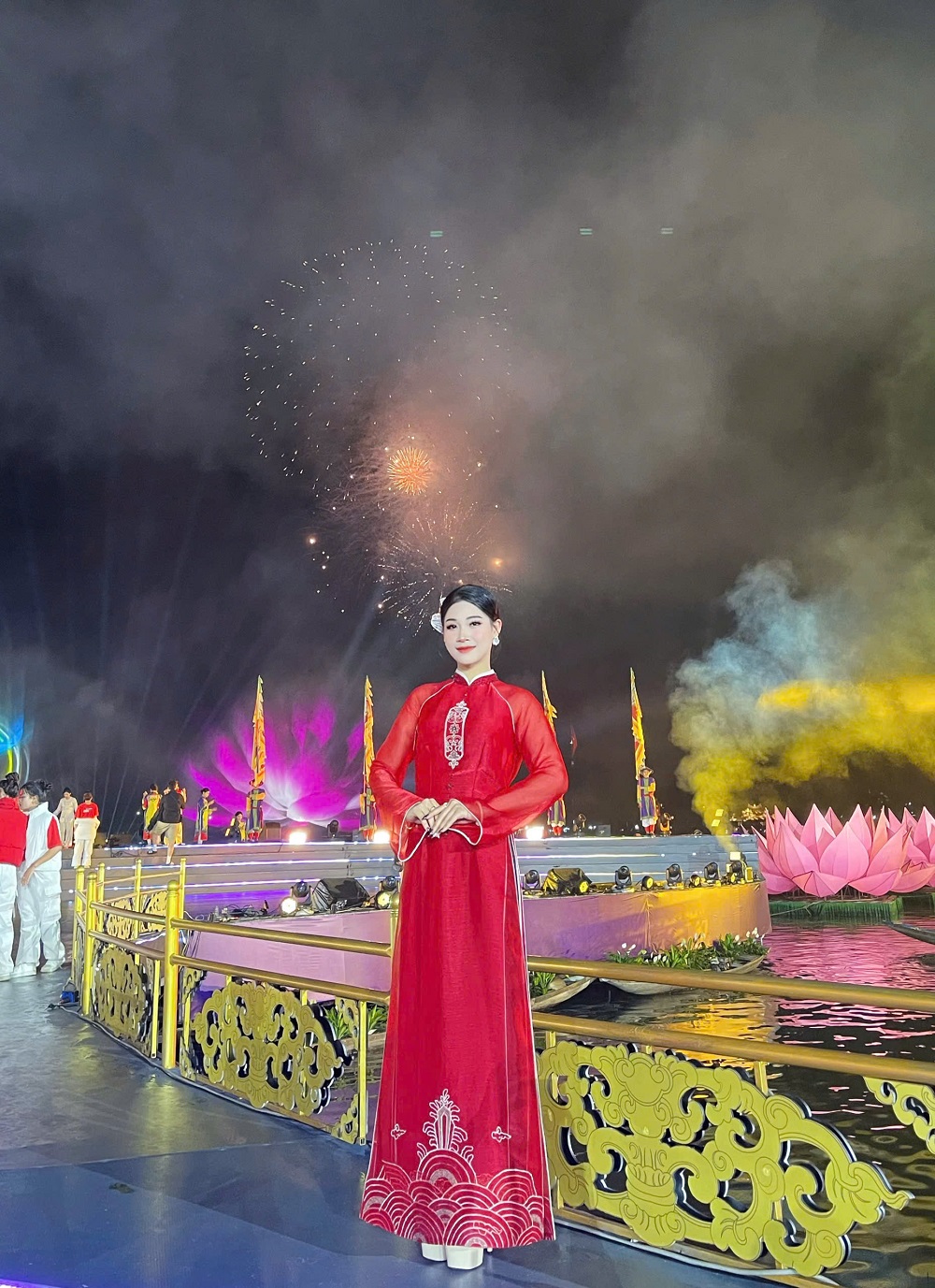 áo dài Đoan Trang, NTK áo dài Đoan Trang, thêu may Đoan Trang Huế, Năm Du lịch Quốc gia Huế 2025, Festival Huế 2025, bộ sưu tập áo dài, áo dài đẹp, áo dài Huế áo dài Đoan Trang, NTK áo dài Đoan Trang, thêu may Đoan Trang Huế, Năm Du lịch Quốc gia Huế 2025, Festival Huế 2025, bộ sưu tập áo dài, áo dài đẹp, áo dài Huế