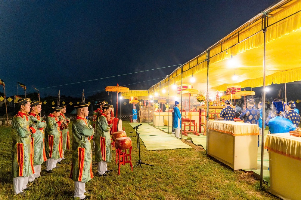 Lễ tế xã tắc, Lễ tết Xã Tắc Năm Ất Tỵ 2025; đàn Xã Tắc, Nghi lễ truyền thống, cung đình, triều Nguyễn, văn hóa cung đình Nguyễn, thành phố Festival, uống nước nhớ nguồn, cầu quốc thái dân an Lễ tế xã tắc, Lễ tết Xã Tắc Năm Ất Tỵ 2025; đàn Xã Tắc, Nghi lễ truyền thống, cung đình, triều Nguyễn, văn hóa cung đình Nguyễn, thành phố Festival, uống nước nhớ nguồn, cầu quốc thái dân an