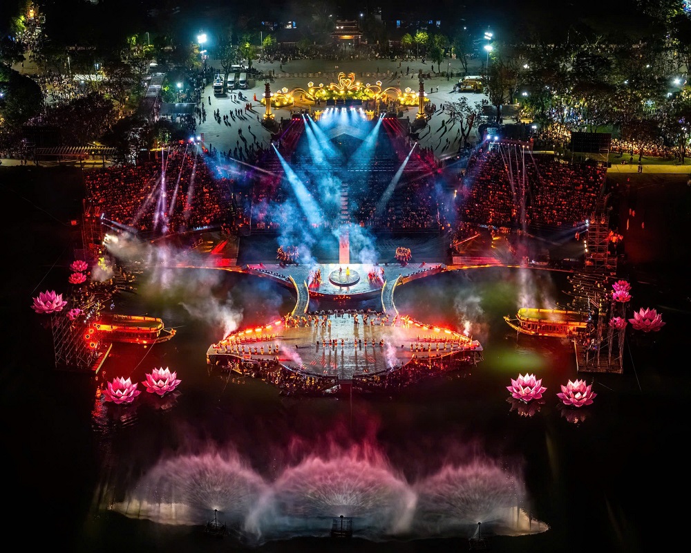 khai mạc, Năm Du lịch Quốc gia - Huế 2025, Lời tự tình dòng sông, Huế - Kinh đô xưa, vận hội mới, Festival Huế 2025 khai mạc, Năm Du lịch Quốc gia - Huế 2025, Lời tự tình dòng sông, Huế - Kinh đô xưa, vận hội mới, Festival Huế 2025