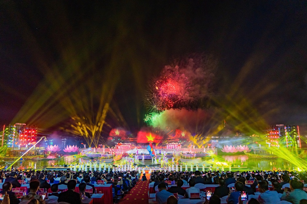 khai mạc, Năm Du lịch Quốc gia - Huế 2025, Lời tự tình dòng sông, Huế - Kinh đô xưa, vận hội mới, Festival Huế 2025 khai mạc, Năm Du lịch Quốc gia - Huế 2025, Lời tự tình dòng sông, Huế - Kinh đô xưa, vận hội mới, Festival Huế 2025