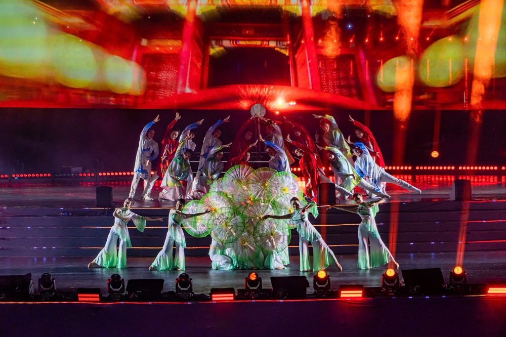 khai mạc, Năm Du lịch Quốc gia - Huế 2025, Lời tự tình dòng sông, Huế - Kinh đô xưa, vận hội mới, Festival Huế 2025 khai mạc, Năm Du lịch Quốc gia - Huế 2025, Lời tự tình dòng sông, Huế - Kinh đô xưa, vận hội mới, Festival Huế 2025