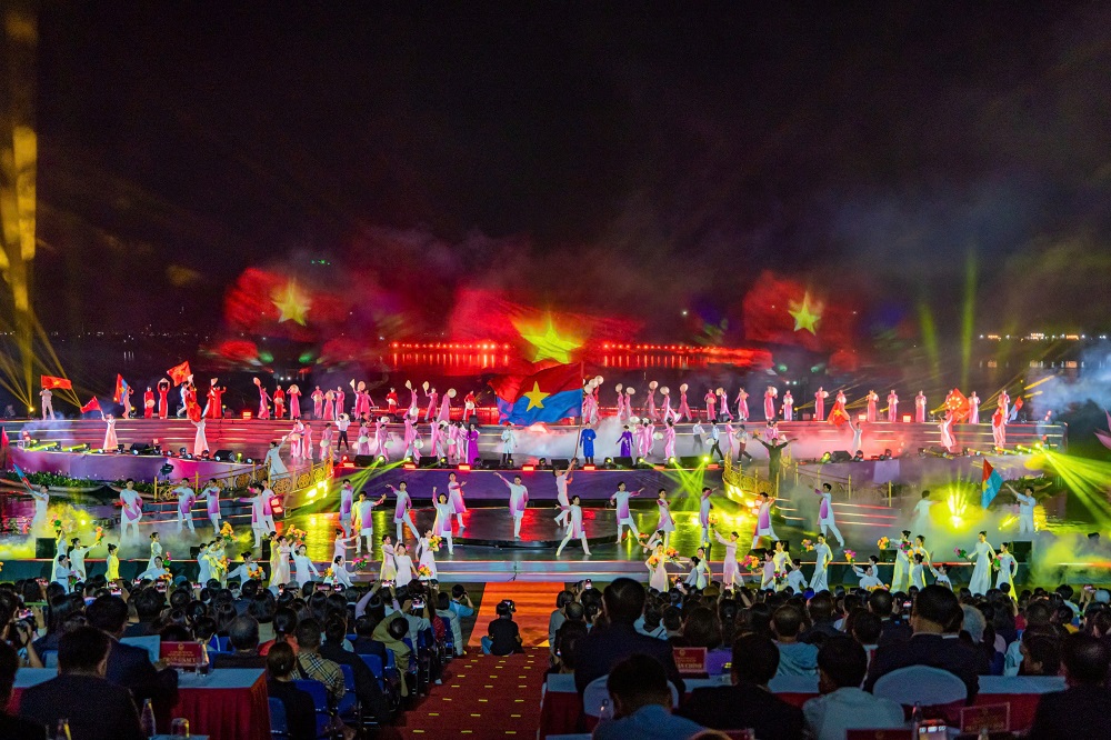 khai mạc, Năm Du lịch Quốc gia - Huế 2025, Lời tự tình dòng sông, Huế - Kinh đô xưa, vận hội mới, Festival Huế 2025 khai mạc, Năm Du lịch Quốc gia - Huế 2025, Lời tự tình dòng sông, Huế - Kinh đô xưa, vận hội mới, Festival Huế 2025