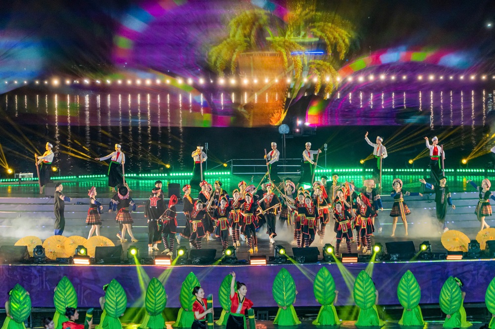 khai mạc, Năm Du lịch Quốc gia - Huế 2025, Lời tự tình dòng sông, Huế - Kinh đô xưa, vận hội mới, Festival Huế 2025 khai mạc, Năm Du lịch Quốc gia - Huế 2025, Lời tự tình dòng sông, Huế - Kinh đô xưa, vận hội mới, Festival Huế 2025