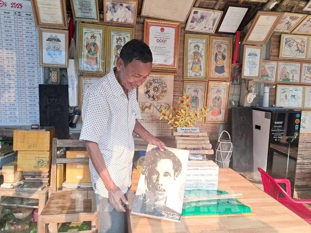 Năm du lịch quốc gia, khơi nguồn, tranh dân gian làng Sình, nghệ nhân, Kỳ Hữu Phước, ngã ba Sình, làng Sình Huế Năm du lịch quốc gia, khơi nguồn, tranh dân gian làng Sình, nghệ nhân, Kỳ Hữu Phước, ngã ba Sình, làng Sình Huế