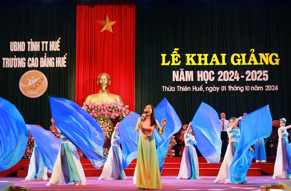 Trường Cao đẳng Huế khai giảng năm học 2024 – 2025