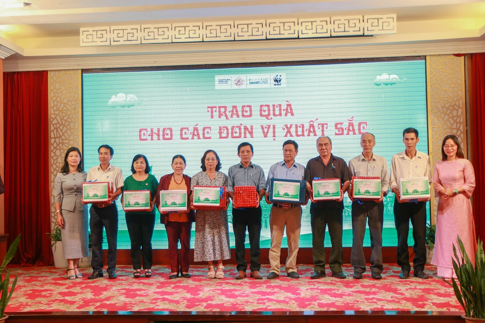 Tổng kết, Dự án Huế - Đô thị giảm nhựa ở miền Trung Việt Nam, Dự án TVA, thành phố Huế, Giáo dục hành động, tuyên truyền giảm thiểu rác thải nhựa, WWF Việt Nam Tổng kết, Dự án Huế - Đô thị giảm nhựa ở miền Trung Việt Nam, Dự án TVA, thành phố Huế, Giáo dục hành động, tuyên truyền giảm thiểu rác thải nhựa, WWF Việt Nam