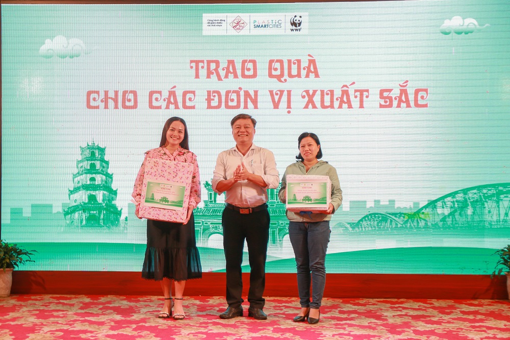 Tổng kết, Dự án Huế - Đô thị giảm nhựa ở miền Trung Việt Nam, Dự án TVA, thành phố Huế, Giáo dục hành động, tuyên truyền giảm thiểu rác thải nhựa, WWF Việt Nam Tổng kết, Dự án Huế - Đô thị giảm nhựa ở miền Trung Việt Nam, Dự án TVA, thành phố Huế, Giáo dục hành động, tuyên truyền giảm thiểu rác thải nhựa, WWF Việt Nam