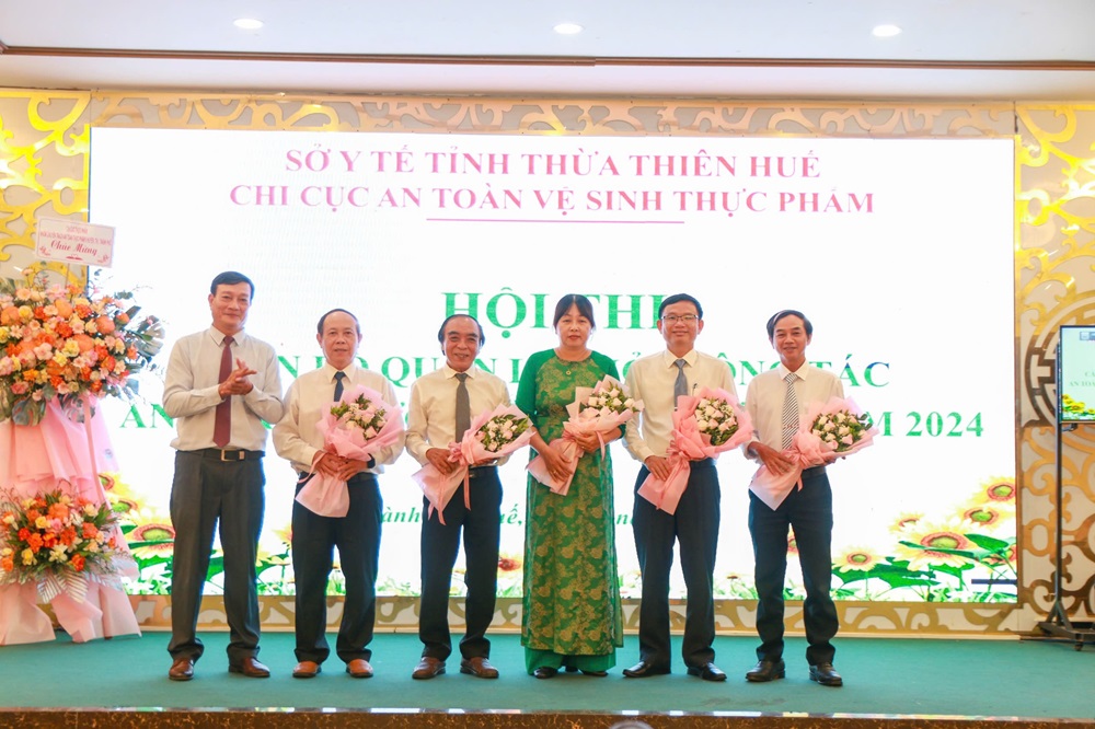Hội thi Cán bộ quản lý giỏi công tác An toàn vệ sinh thực phẩm tỉnh Thừa Thiên Huế năm 2024 Hội thi Cán bộ quản lý giỏi công tác An toàn vệ sinh thực phẩm tỉnh Thừa Thiên Huế năm 2024