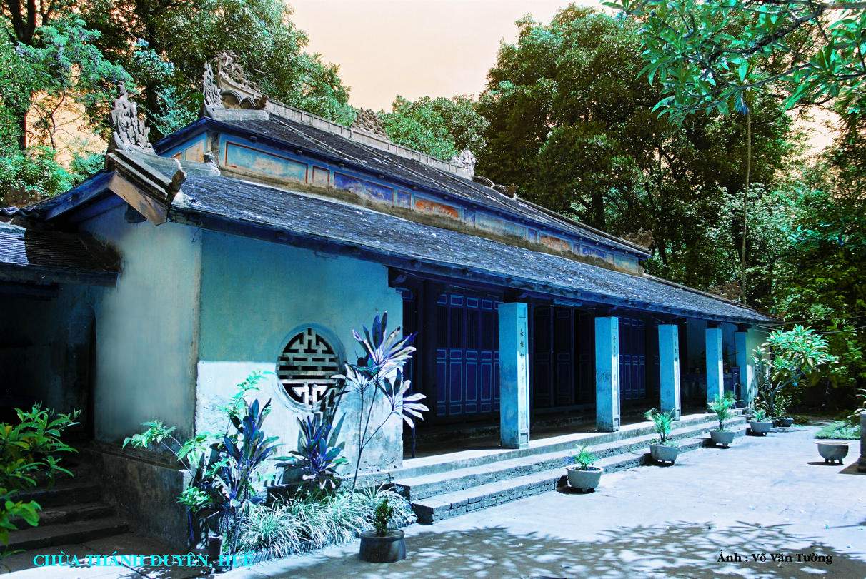 Sổ tay du lịch so tay du lich Sotaydulich Sotay Dulich Khampha Kham Pha Bui Ve voi Hue thuong Thanh Duyen Quoc Te Tuy Van son linh thieng