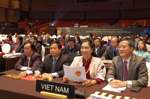 Đoàn Việt Nam tại phiên họp của UNESCO. Ảnh: Vũ Toàn-P/v TTXVN tại Hàn Quốc