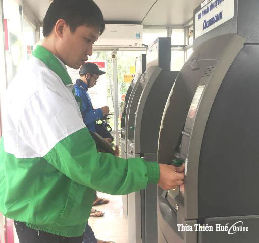 Giao dịch qua ATM trên hệ thống Agribank