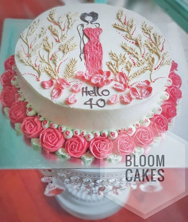 Một số mẫu bánh tại Tiện bánh Âu Bloom Cakes - Huế