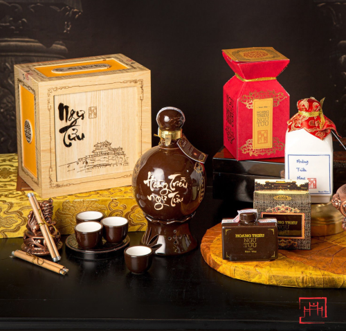 Hoàng Triều ngự tửu