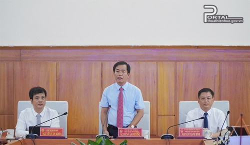 Phó Bí thư Tỉnh ủy - Chủ tịch UBND tỉnh Nguyễn Văn Phương phát biểu tại tọa đàm