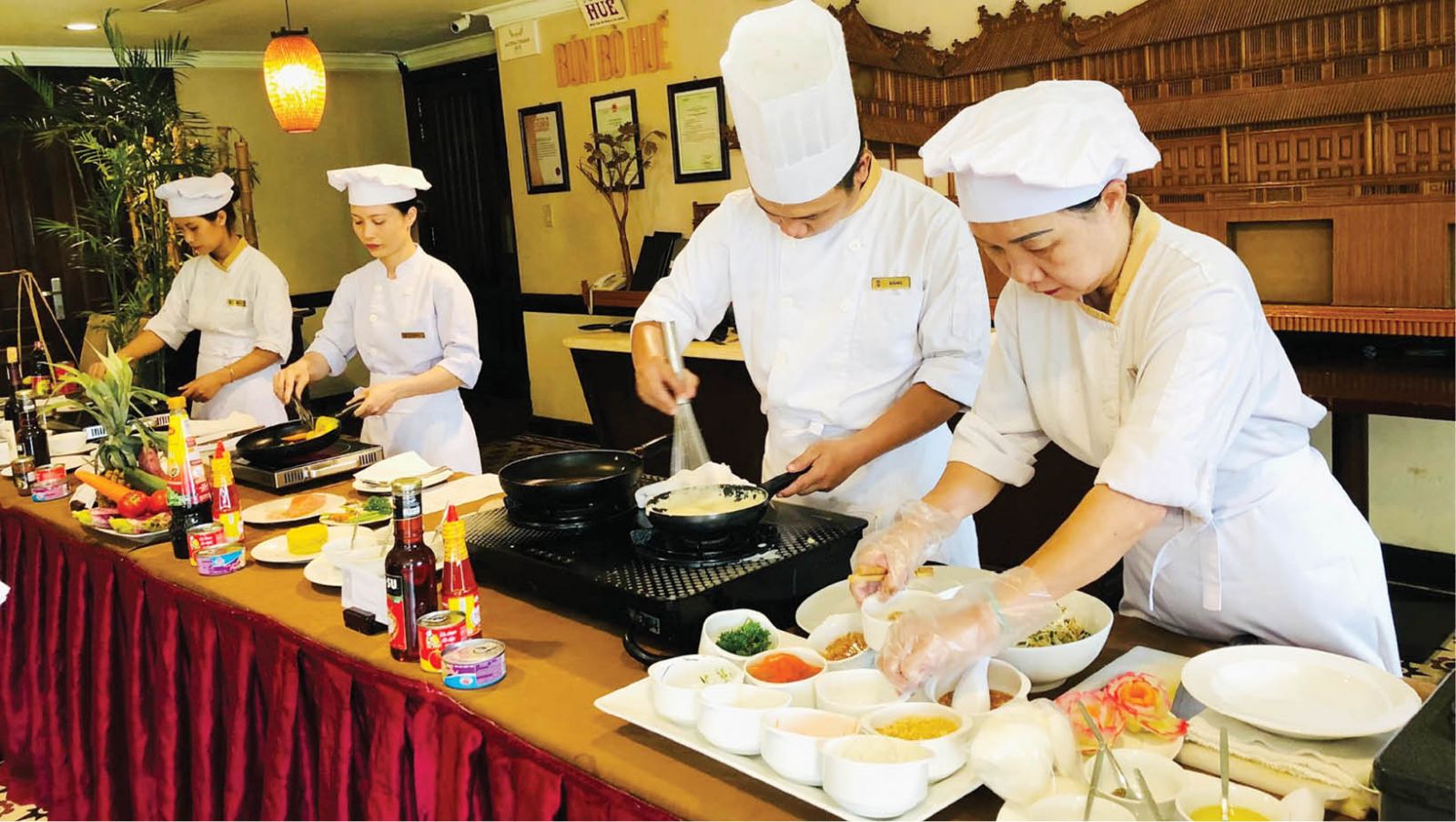 Khách sạn Mường Thanh Huế tổ chức hội thi tay nghề là cách để nâng chuẩn chất lượng lao động