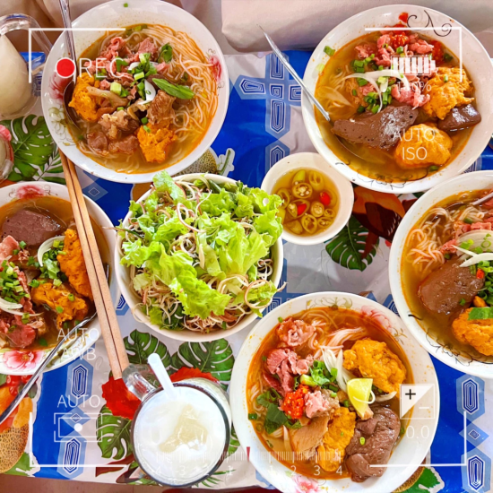 Khám phá Food tour Huế cực chất cùng Thương Thương