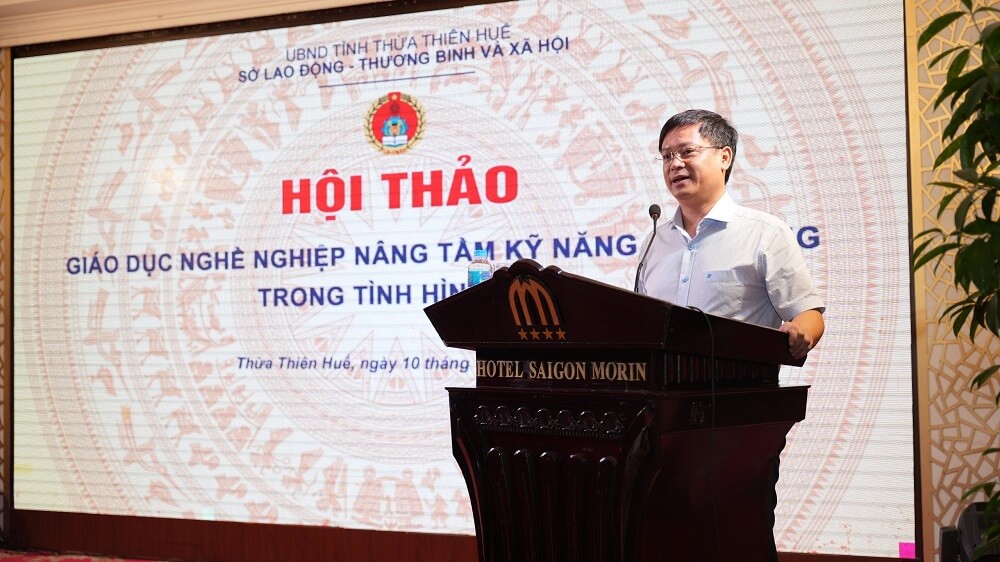 Ông Nguyễn Thanh Bình - Ủy viên Ban Thường vụ Tỉnh ủy, Phó Chủ tịch Thường trực UBND tỉnh phát biểu khai mạc Hội thảo