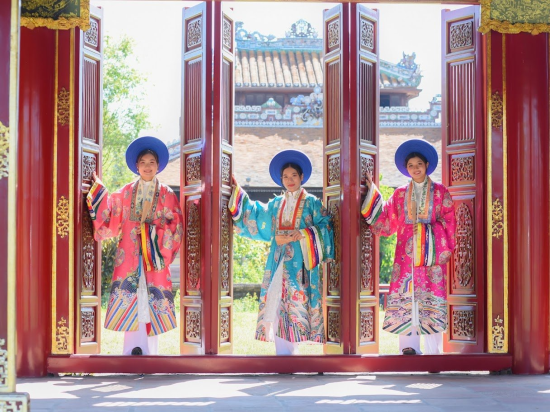 Ao Dai Hue Imperial City