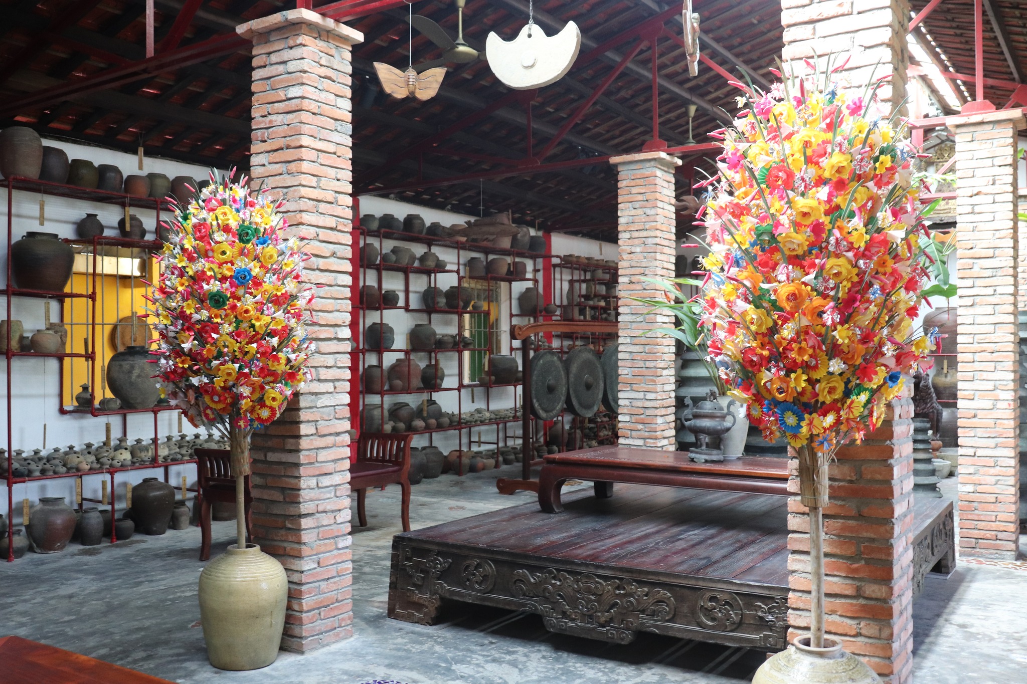 The Huong river museum of ancient pottery