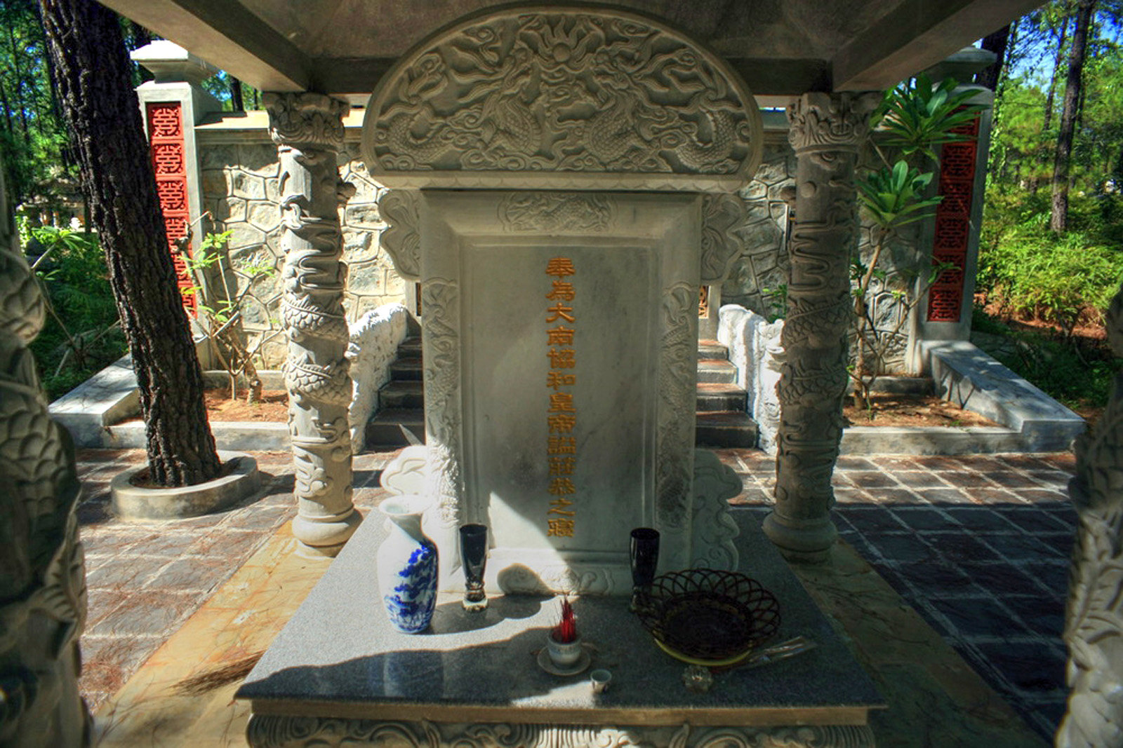 Tomb of Hiep Hoa