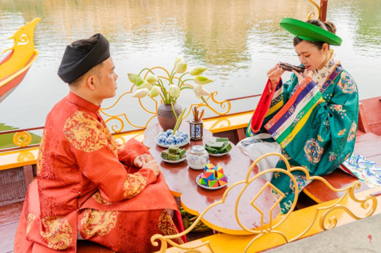 "Enjoying Tea in Hue Imperial Palace” Experiencing Royal Splendor and Fragrant Serenity