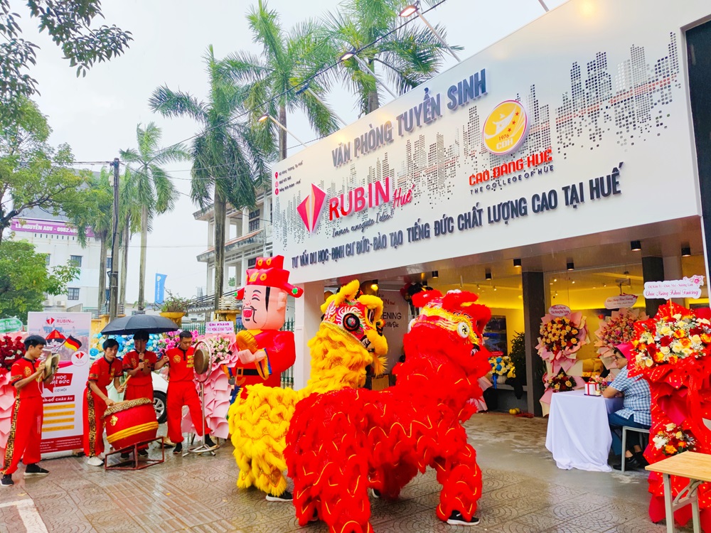 Khai trương Văn phòng tuyển sinh Trung tâm Tiếng Đức Rubin Huế tại 82 Hùng Vương