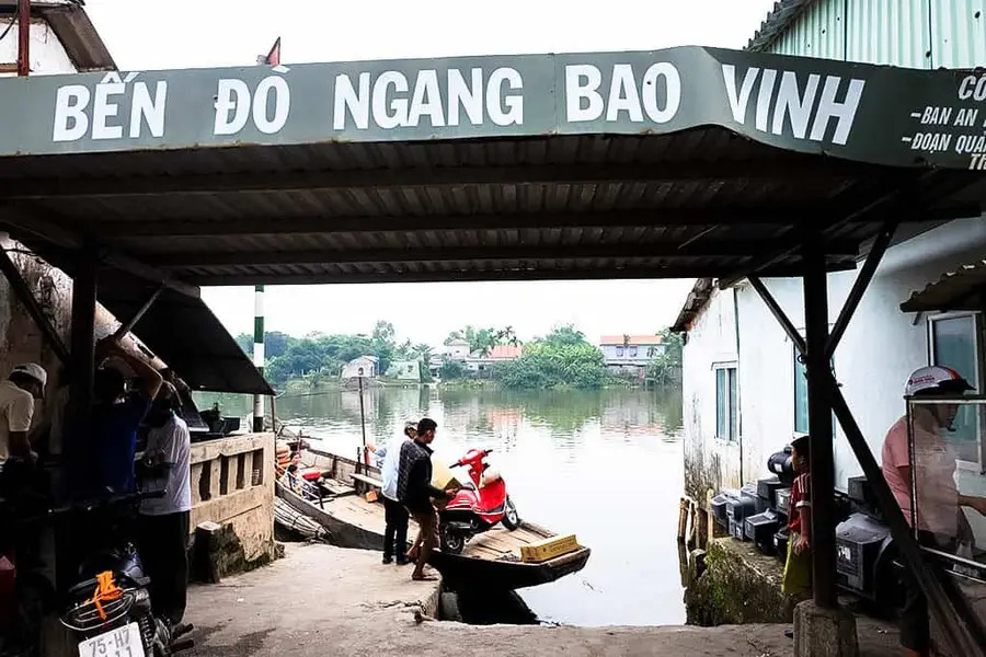 Bến đò ngang Bao Vinh - Phố cổ Bao Vinh - Huế