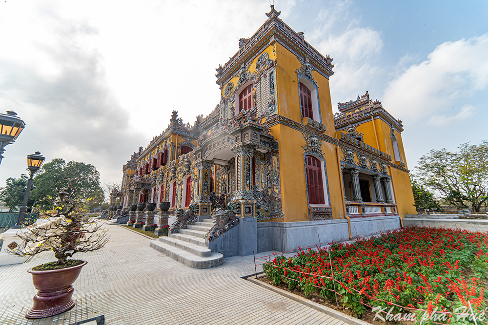 Kien Trung Palace