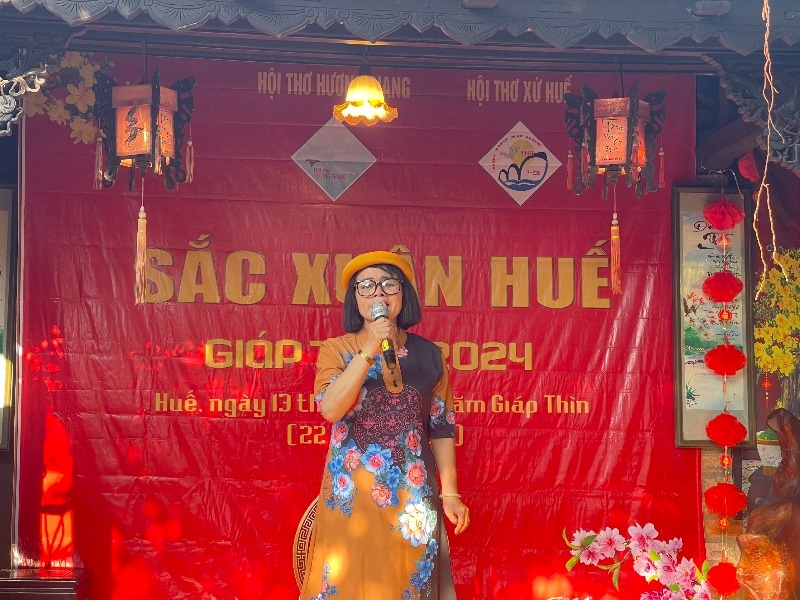 Ngày Thơ Việt Nam lần thứ 22 với chủ đề "Hương sắc Huế "