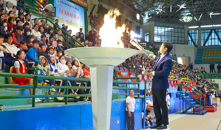 Vice Permanent Chairman of the People’s Committee Nguyen Thanh Binh attends Phu Dong Sports Game 2024